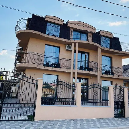 Pensión Vila Sofia Iasmin *